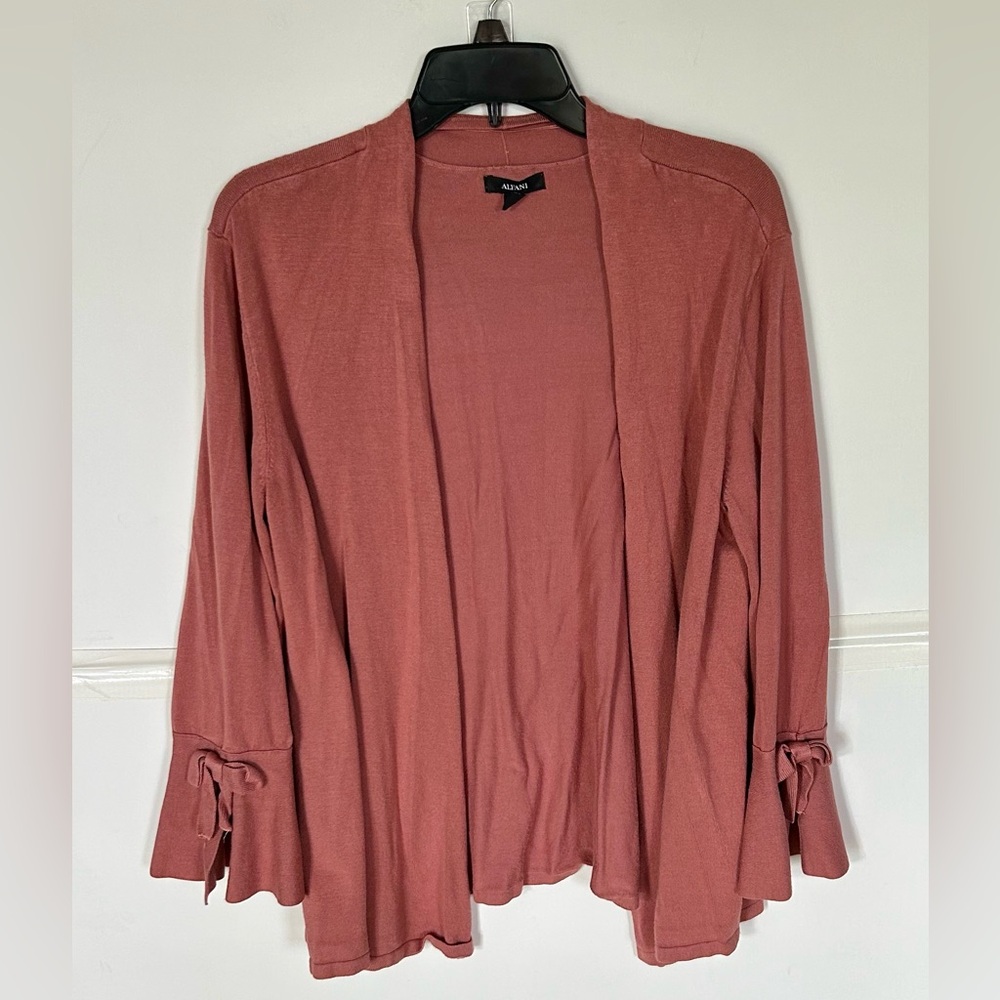 Alfani Womens Rose Colored Open Front Cardigan. Has bow ties on sleeves. L